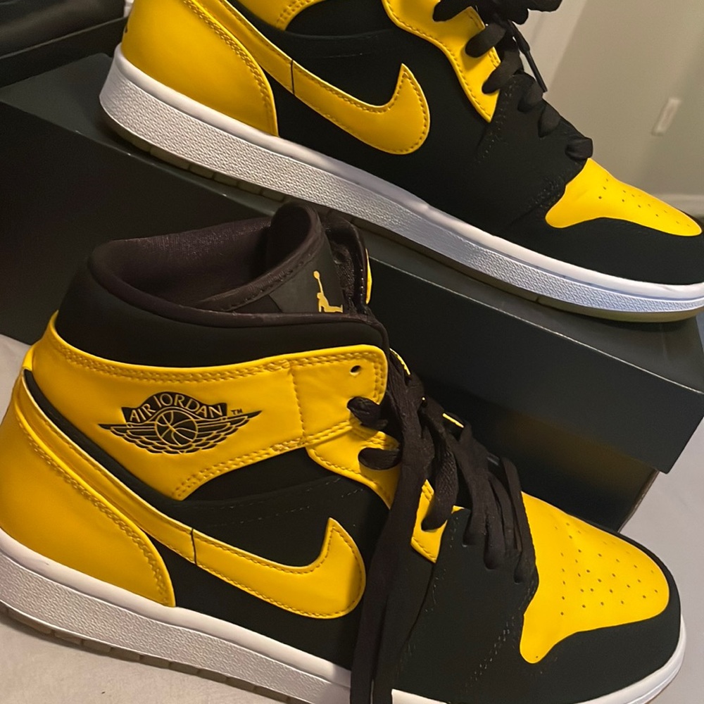 retro Jordan air 1 Jordan’s New love, asking 250,being sold other site for more